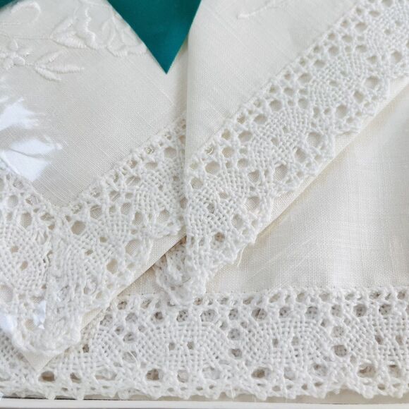 Vintage PURE IRISH LINEN Place Mat Set 4 Place Mats 4 Napkins by BROWNLOW White - Picture 7 of 11